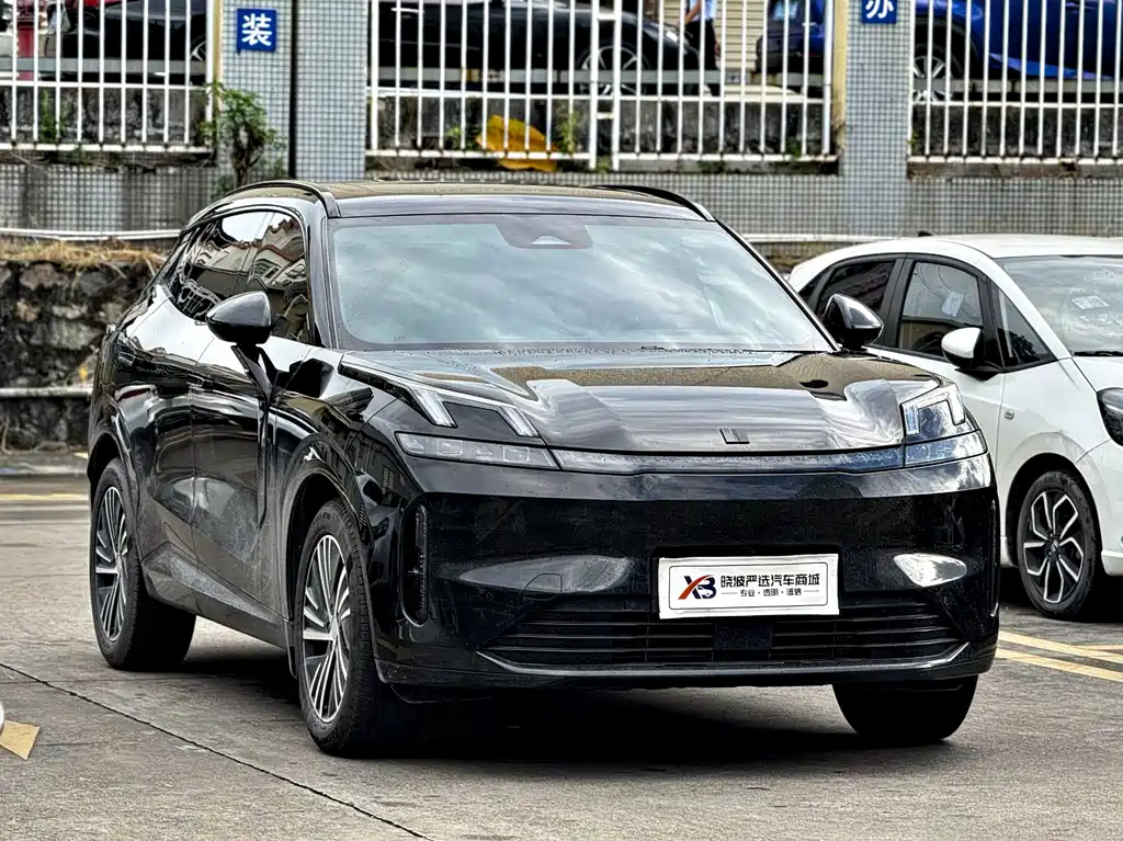 LYNK&CO 08 NEW ENERGY 2025