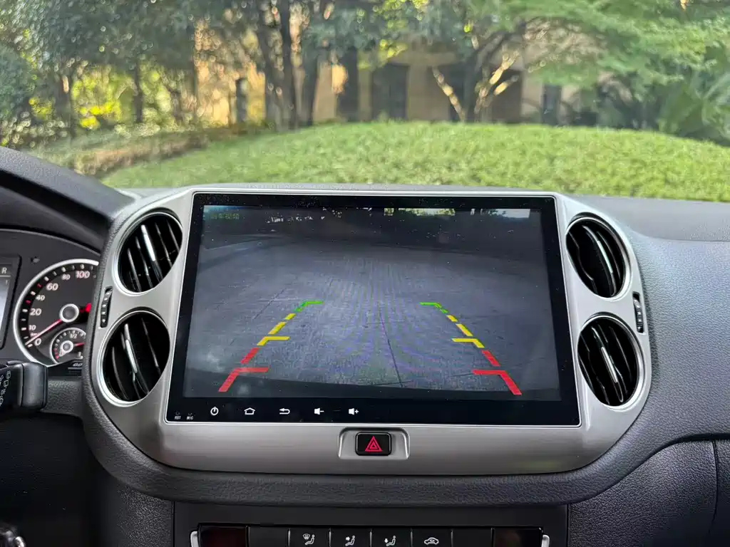 VOLKSWAGEN TIGUAN 2017