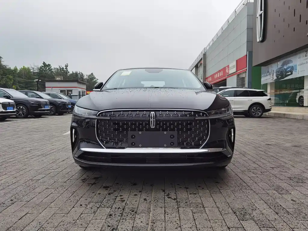 LINCOLN Z 2025