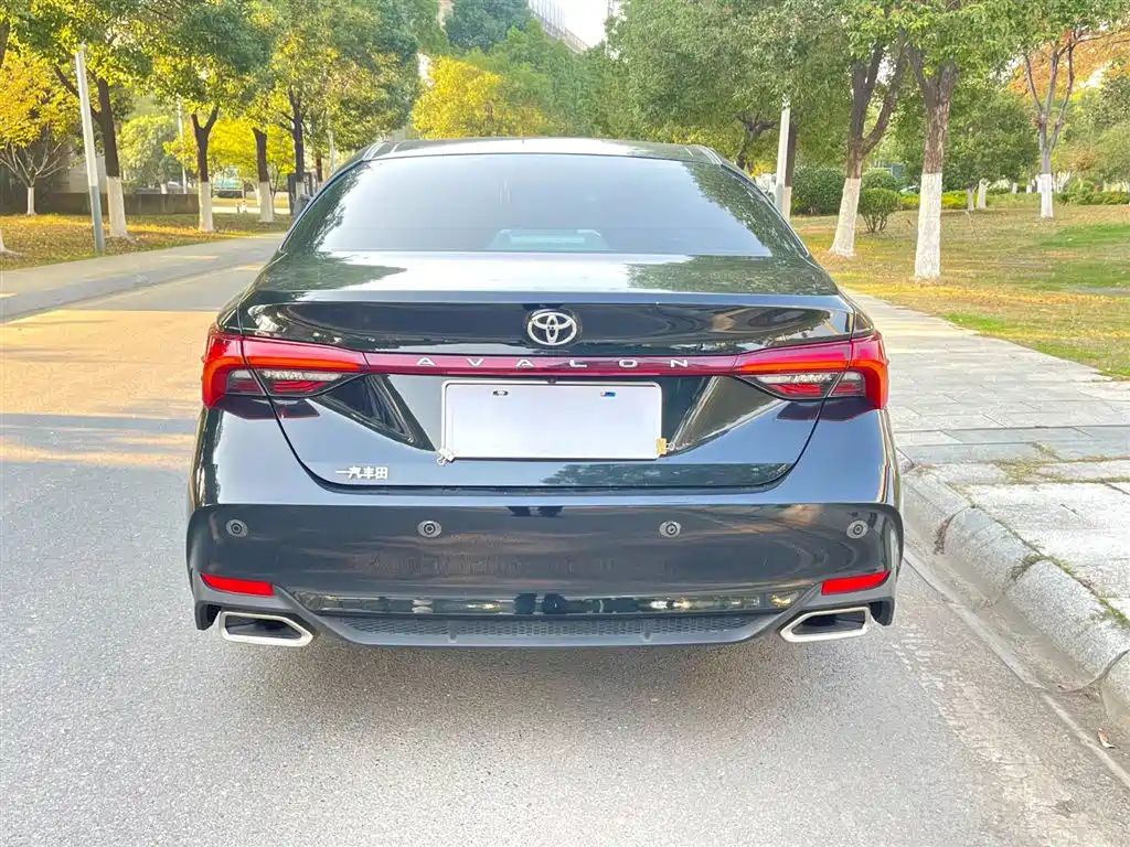 TOYOTA AVALON 2021