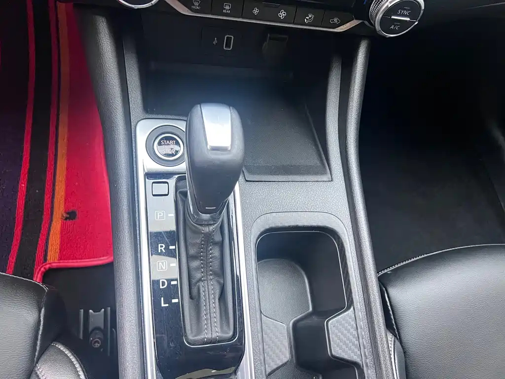 NISSAN SYLPHY 2022