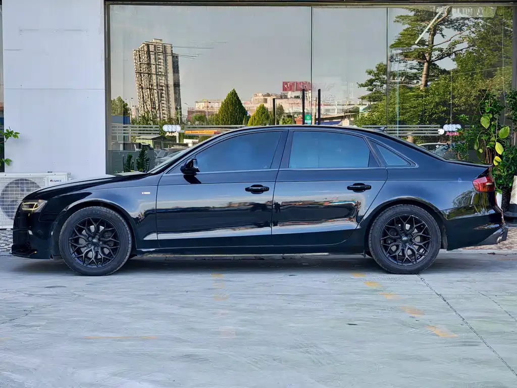 AUDI A4L 2016