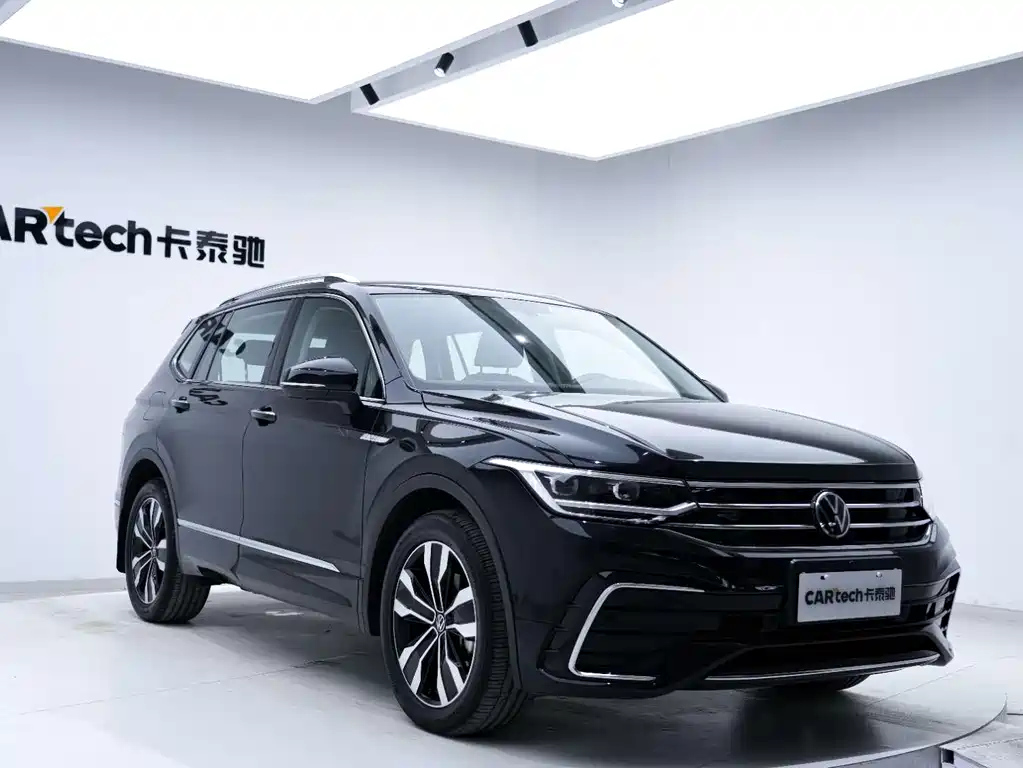 VOLKSWAGEN TIGUAN L 2024