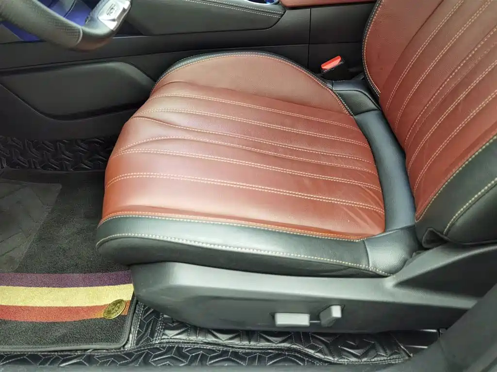 PEUGEOT 508 2021