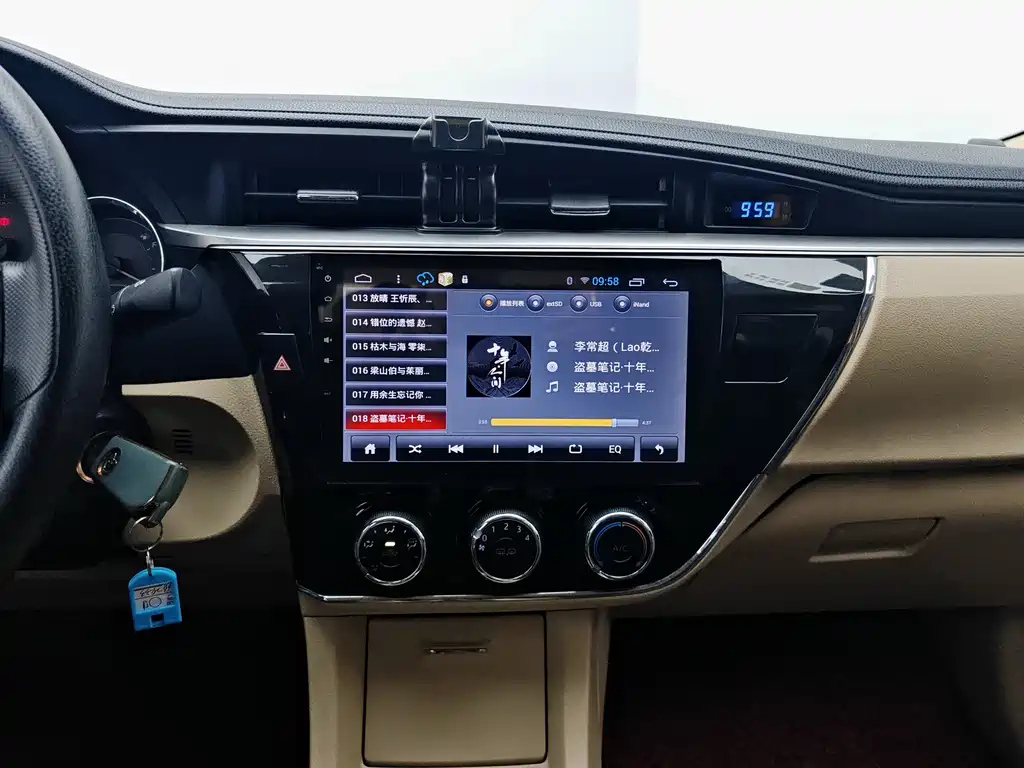 TOYOTA COROLLA 2014