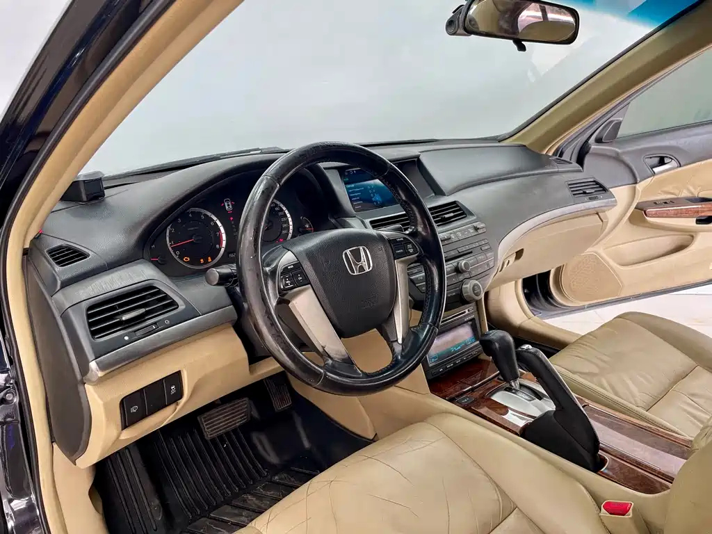 HONDA ACCORD 2011