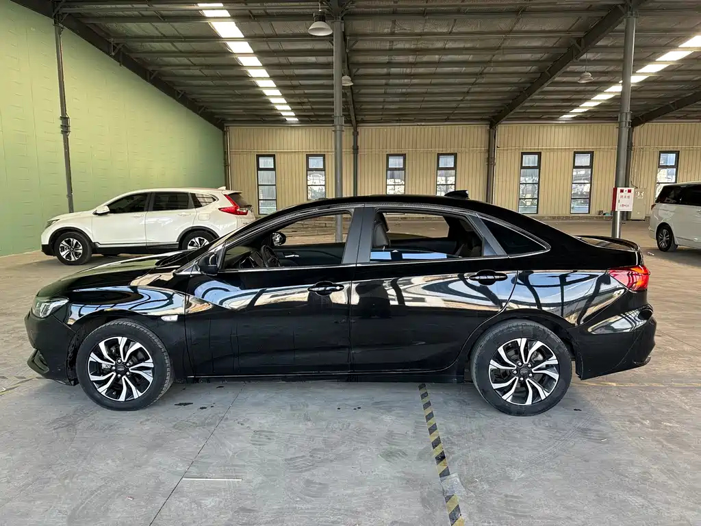 CHEVROLET CRUZE 2020