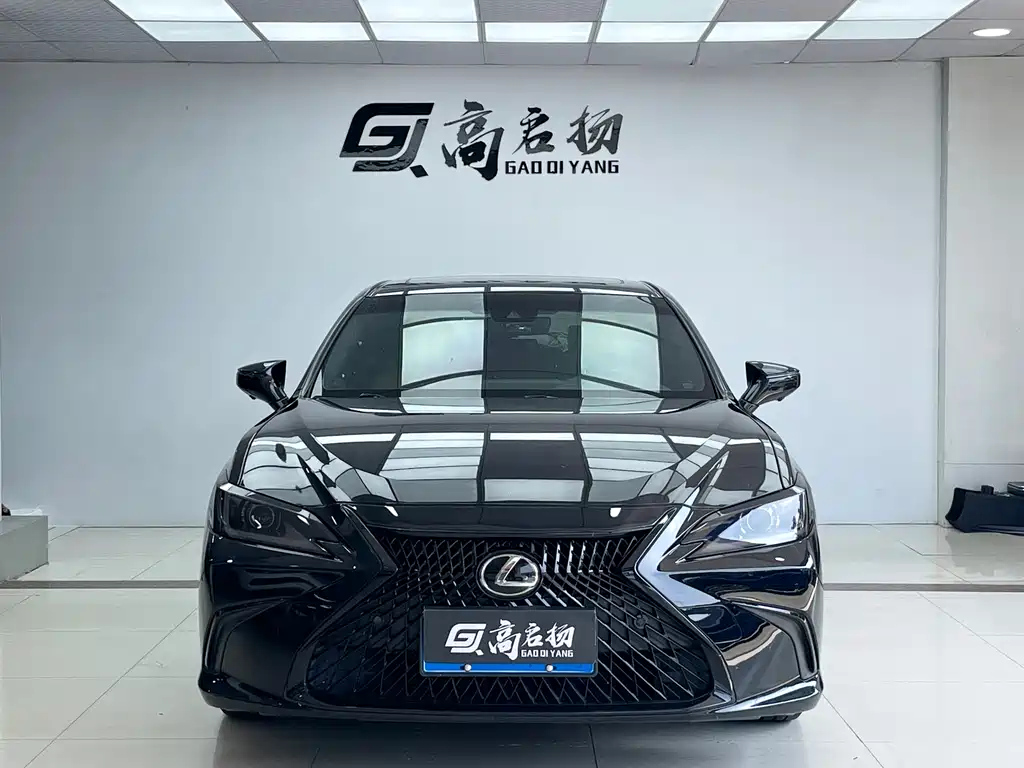 LEXUS ES 2021