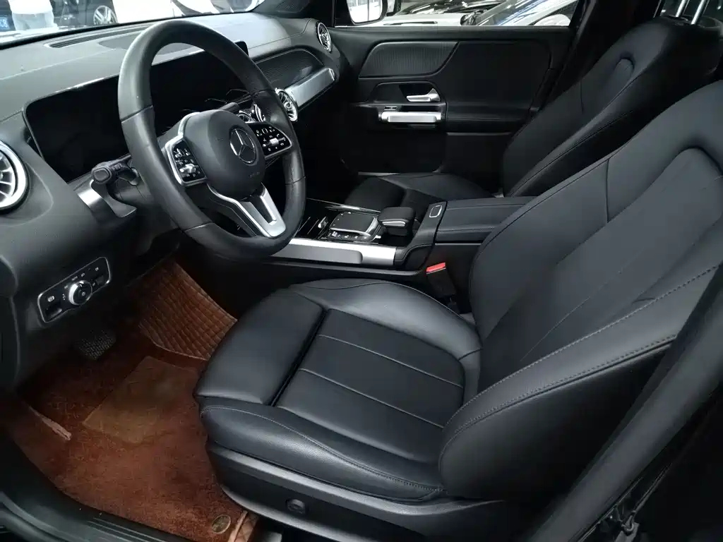 MERCEDES BENZ GLB 2020