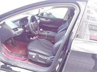 HONGQI E-QM5  2023 YEAR 620KM PLUS 2023