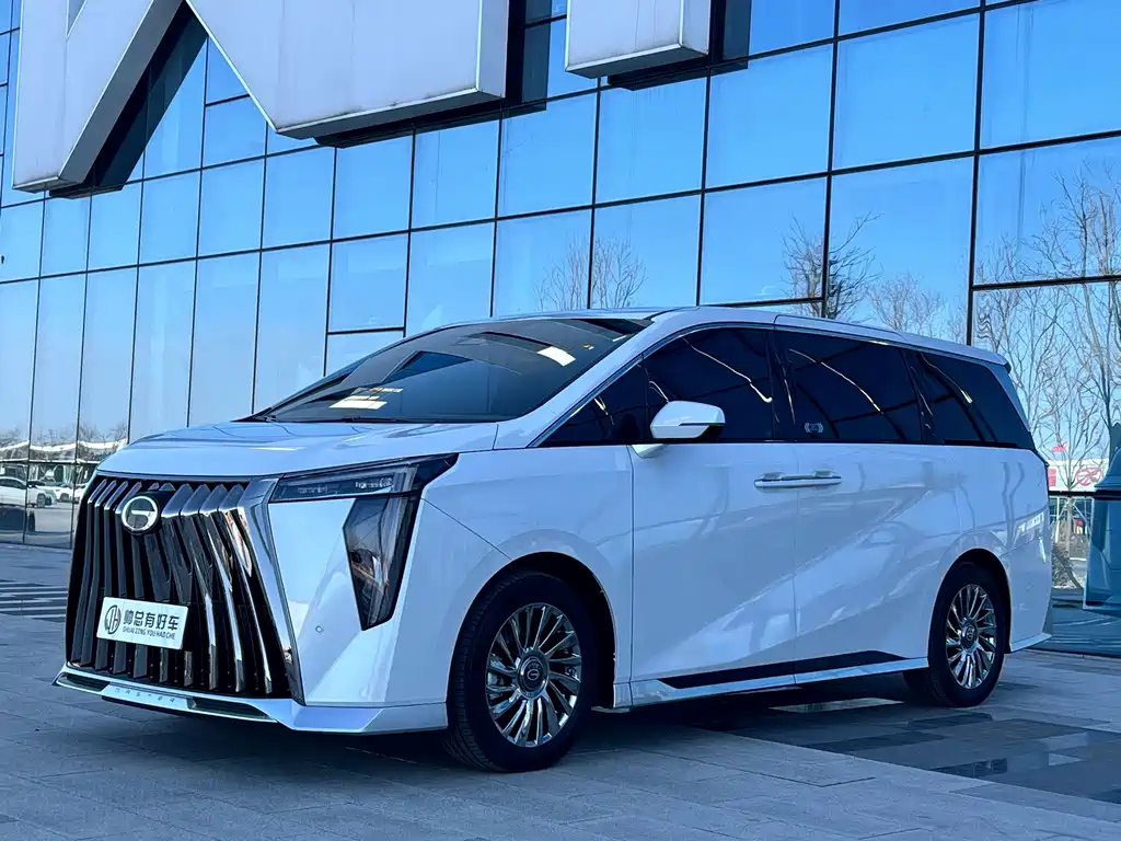 GAC TRUMPCHI TRUMPCHI M8 2025