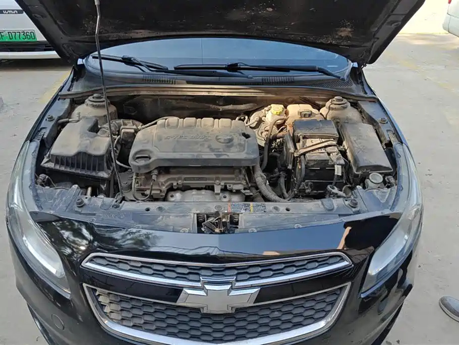 CHEVROLET CRUZE 2015