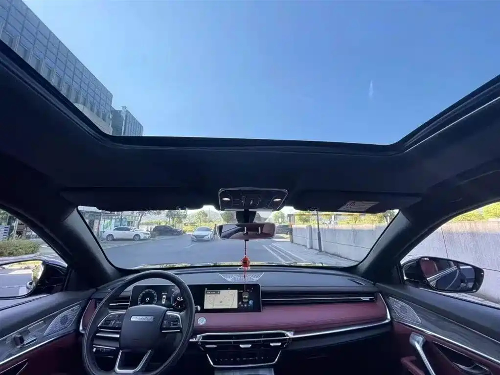 JETOUR X70 PLUS 2024