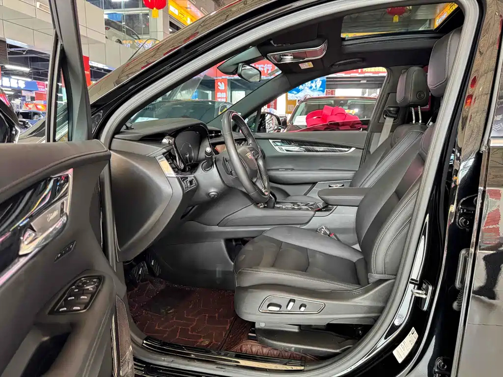 CADILLAC XT6 2022
