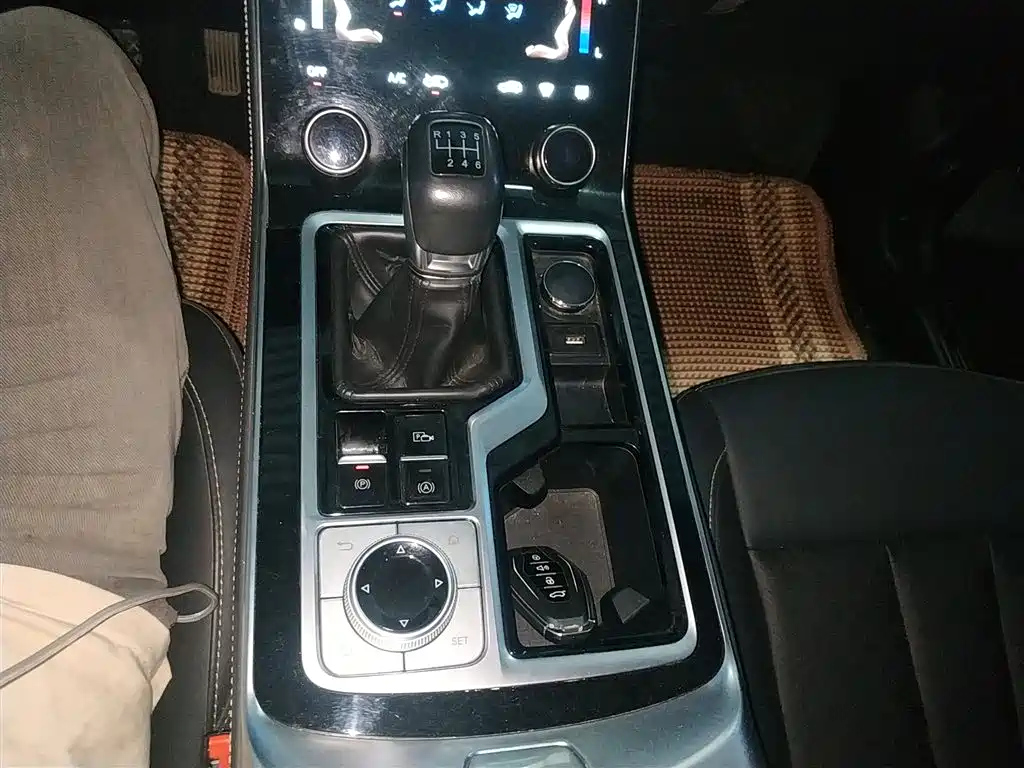 JETOUR X90 2021