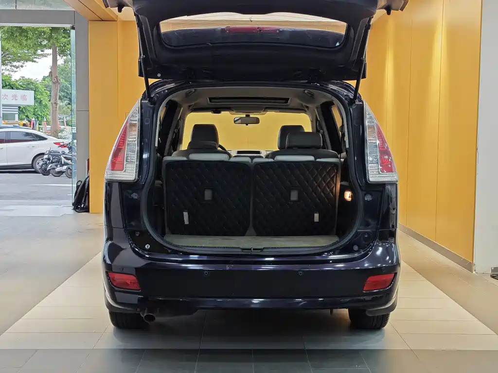 MAZDA 5 2008