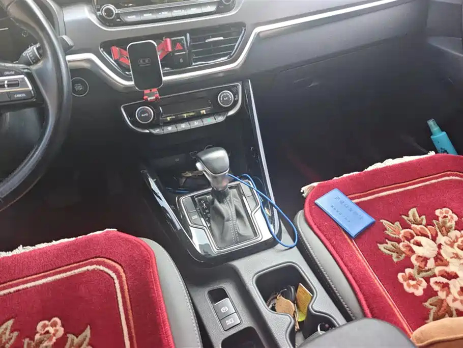 KIA SPORTAGE 2021