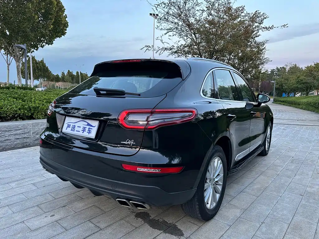 ZOTYE SR9 2017