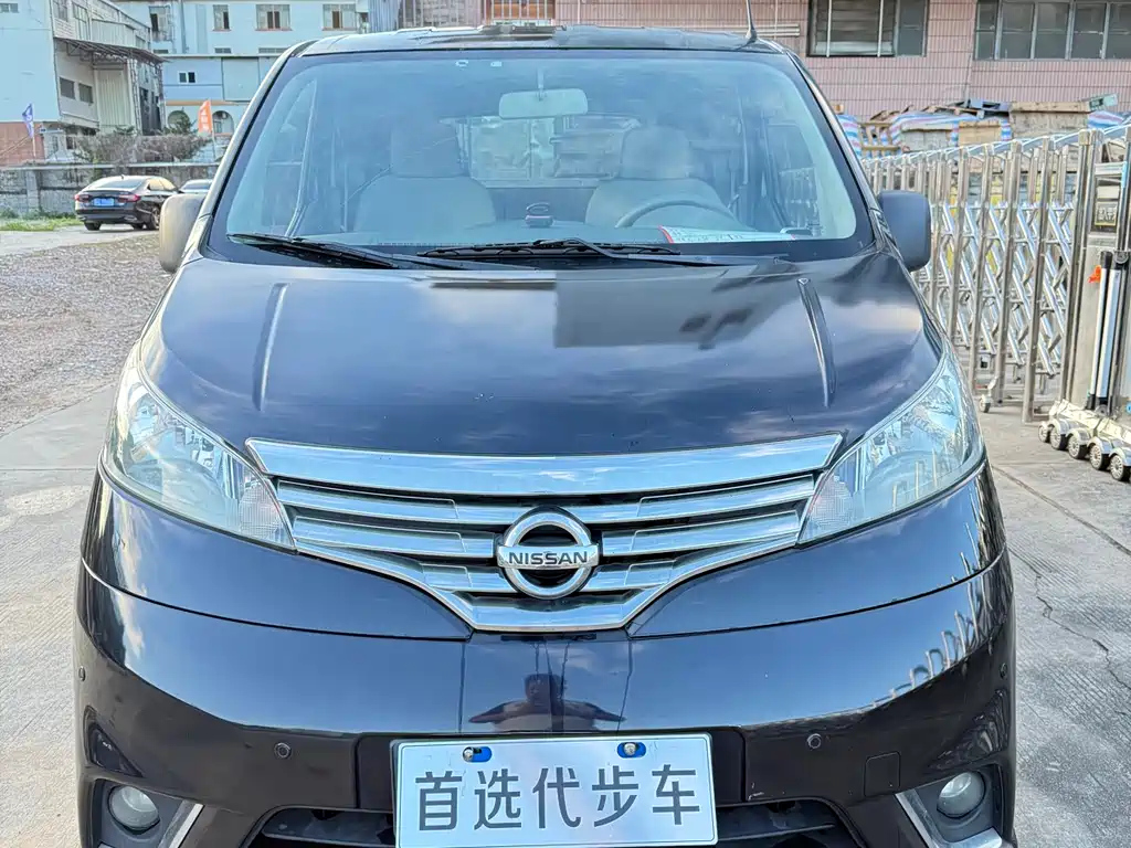 NISSAN NV200 2018