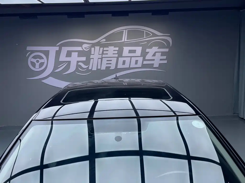 VOLKSWAGEN LAVIDA 2015