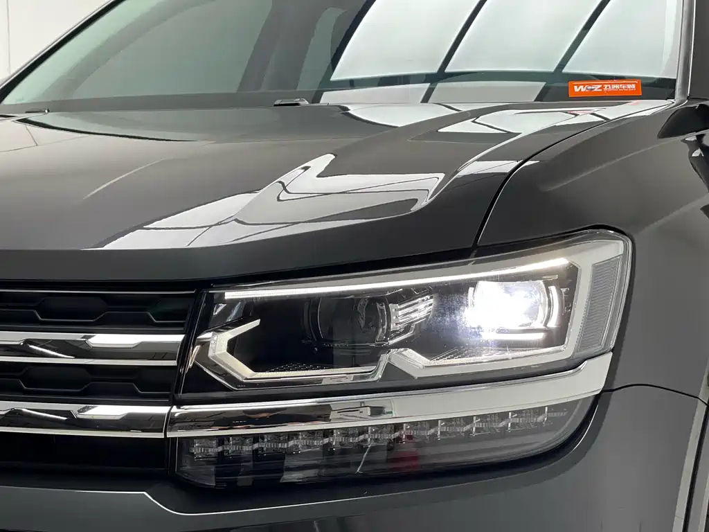 VOLKSWAGEN THARU 2022