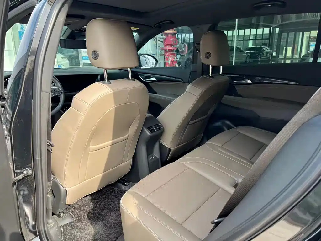 BUICK ENVISION 2023
