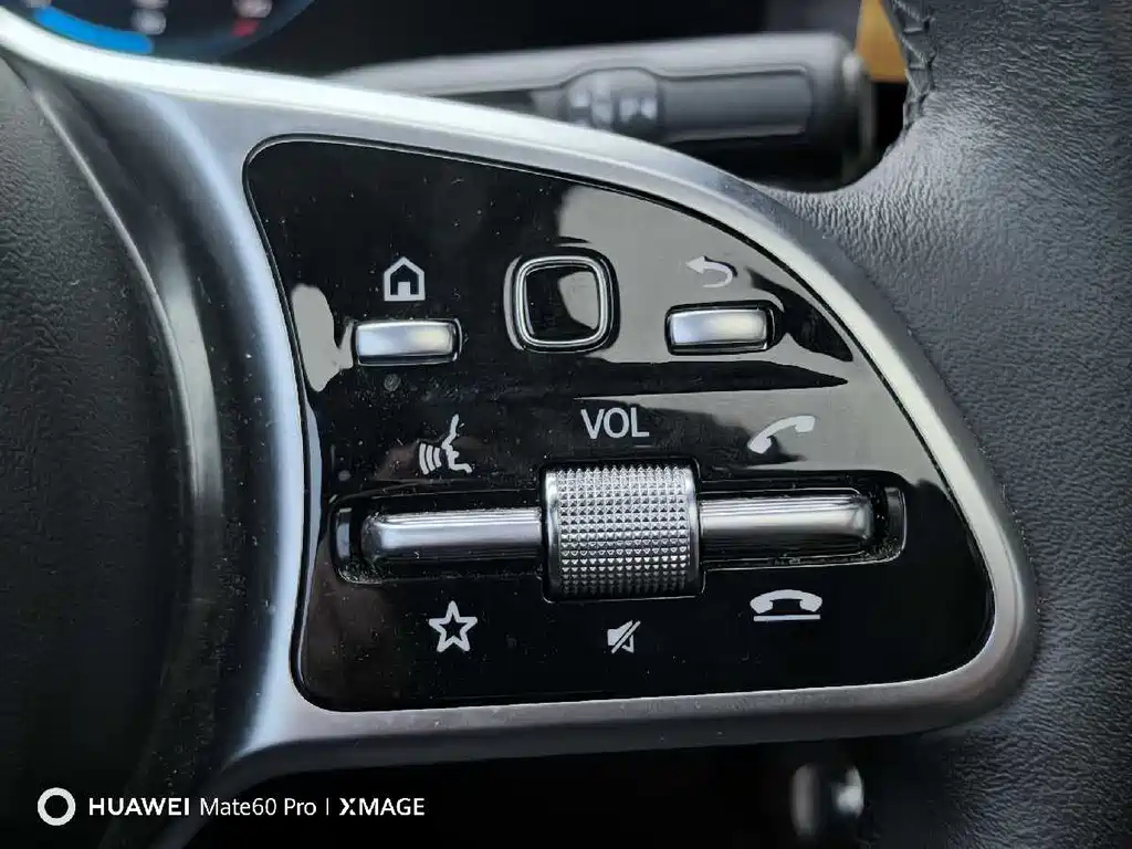 MERCEDES BENZ GLB 2022