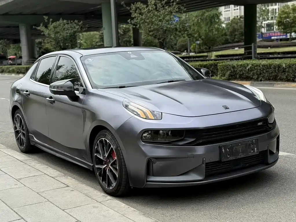 LYNK&CO 03 2018