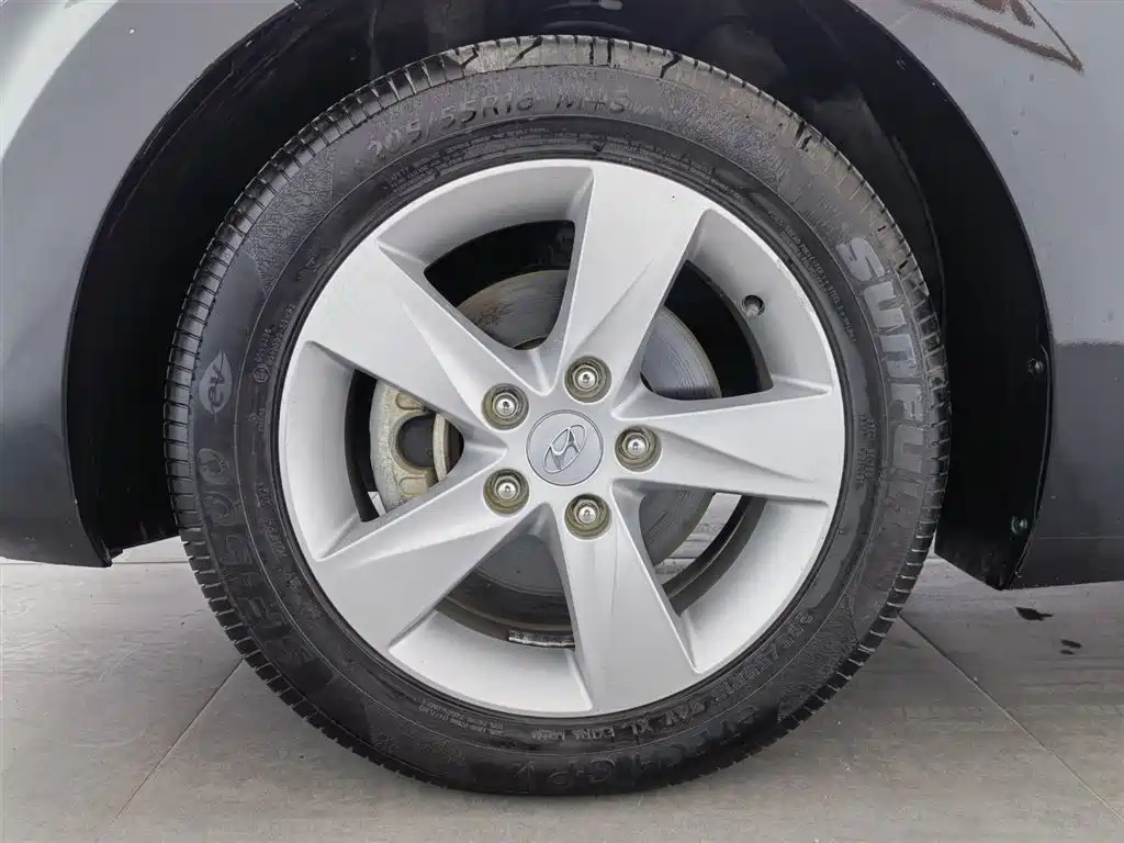 HYUNDAI ELANTRA 2014