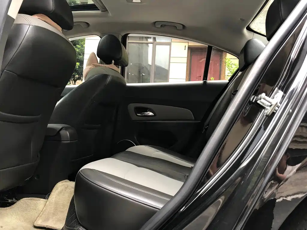 CHEVROLET CRUZE 2013