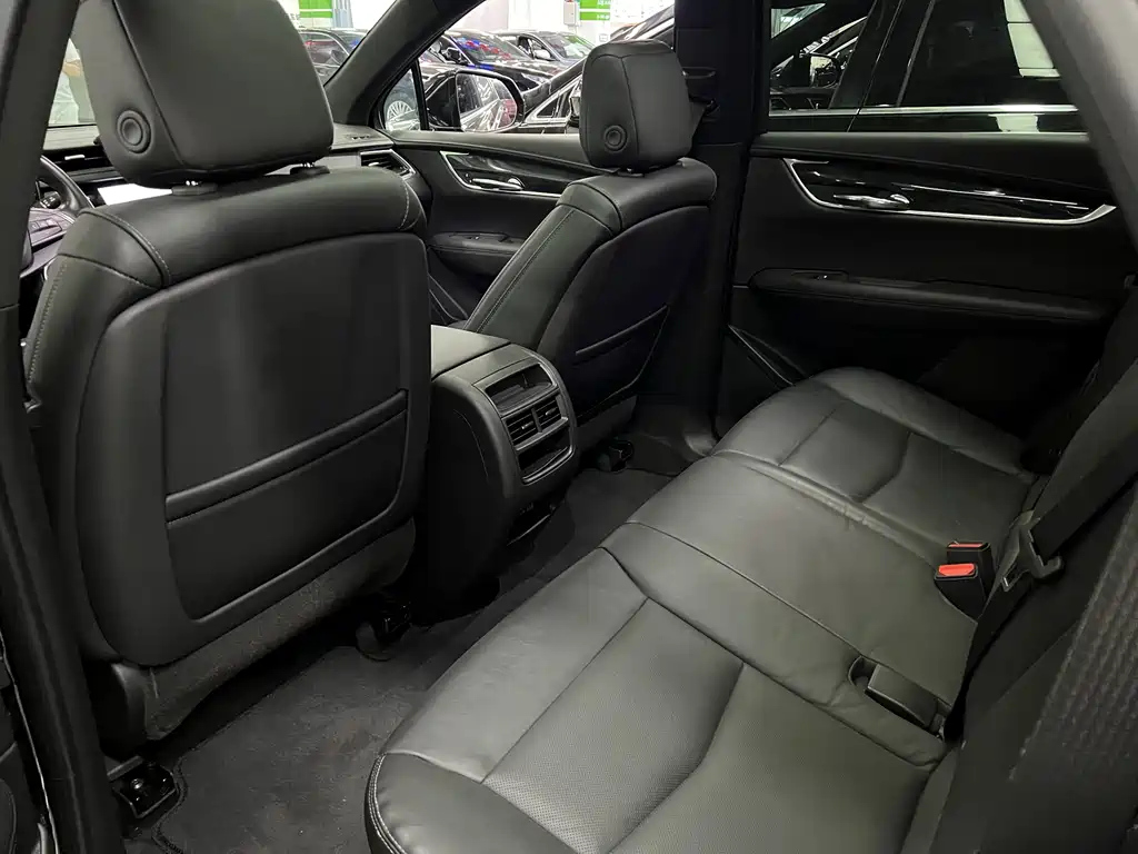 CADILLAC XT5 2020