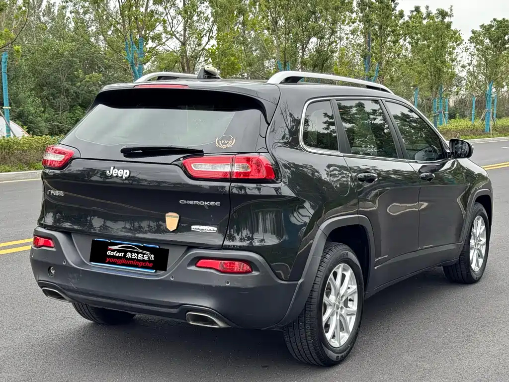 JEEP CHEROKEE 2016