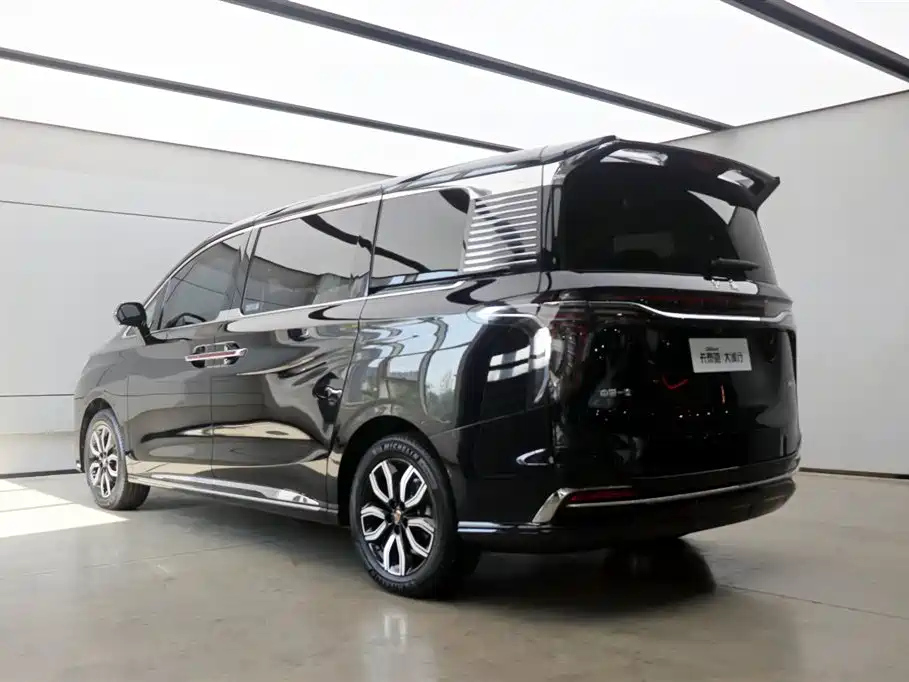 HONGQI HQ9 2023