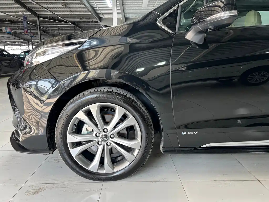 TOYOTA SIENNA SIENNA 2024