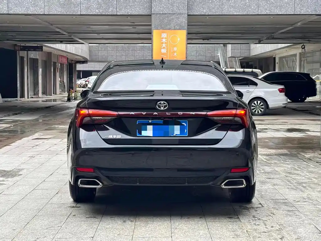TOYOTA AVALON 2023