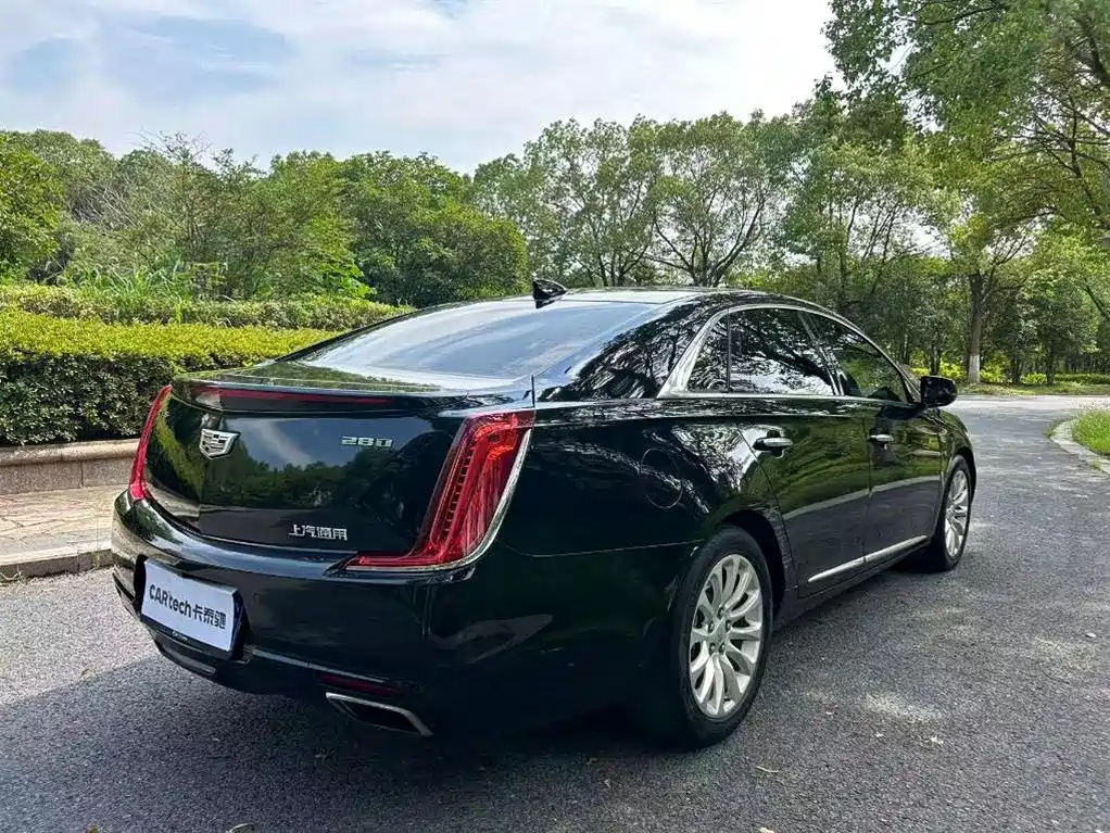 CADILLAC XTS 2018