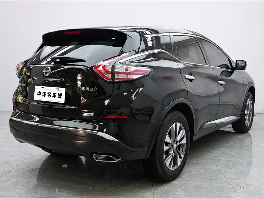 NISSAN MURANO 2023