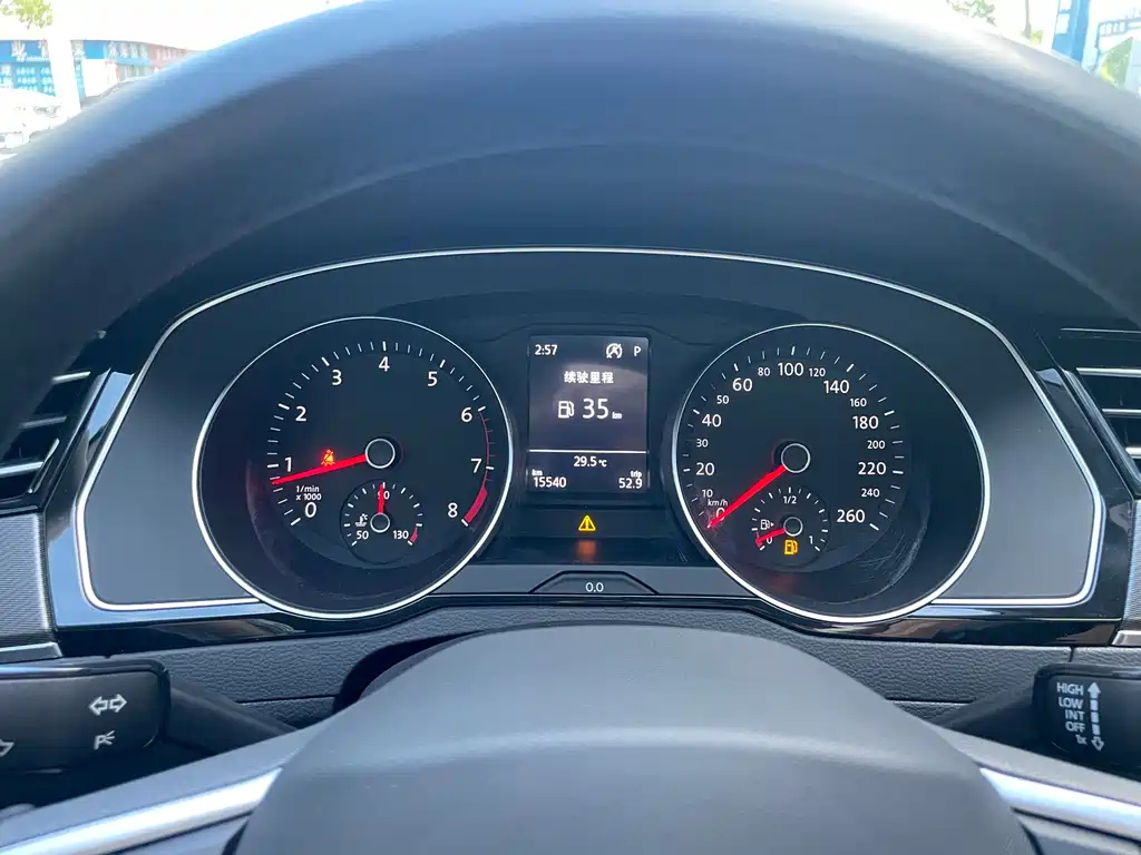 VOLKSWAGEN MAGOTAN 2020