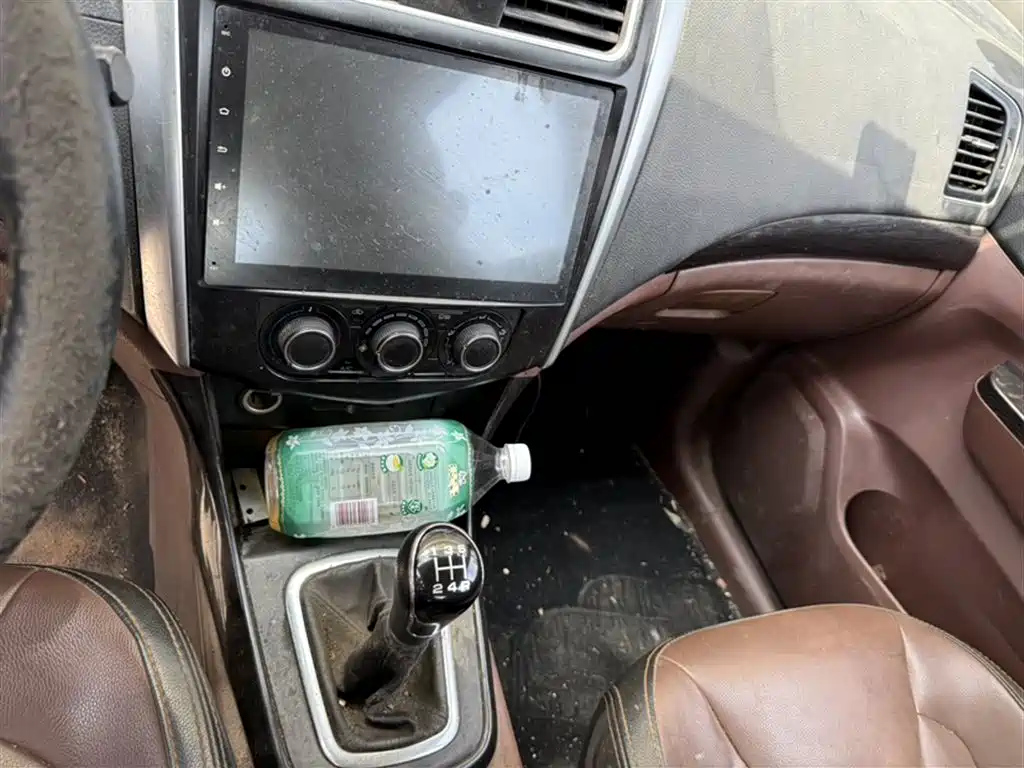 DONGFENG FORTHING SX6 2016