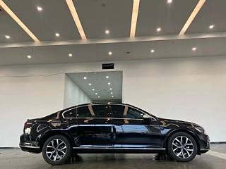 VOLKSWAGEN MAGOTAN 2021