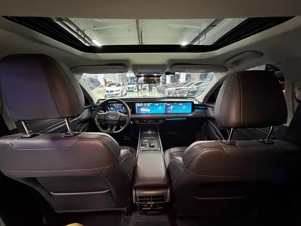 FORD MONDEO 2024