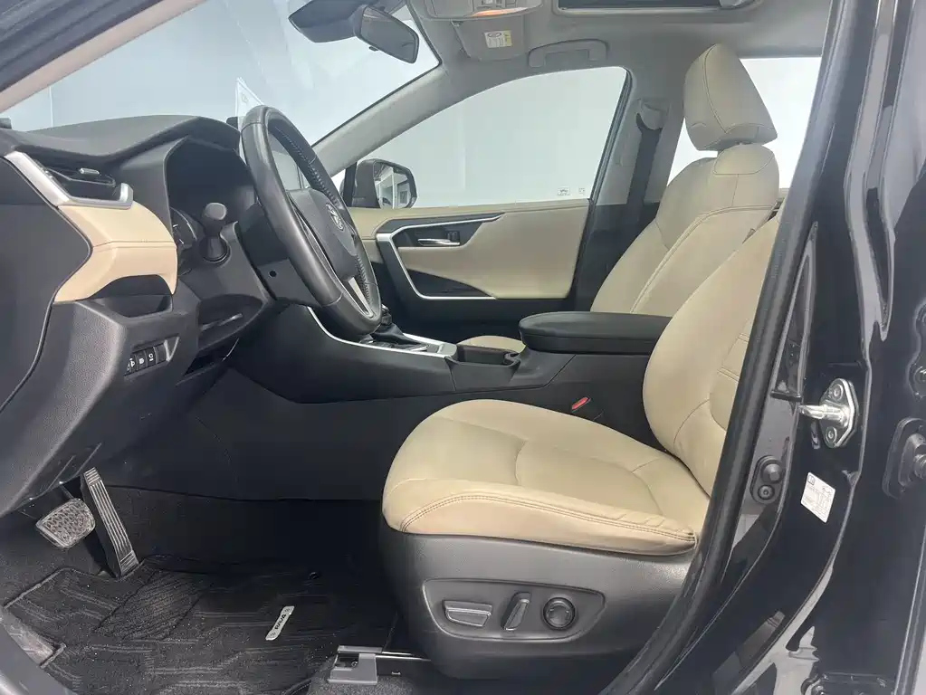 TOYOTA RAV4 RONGFANG 2021