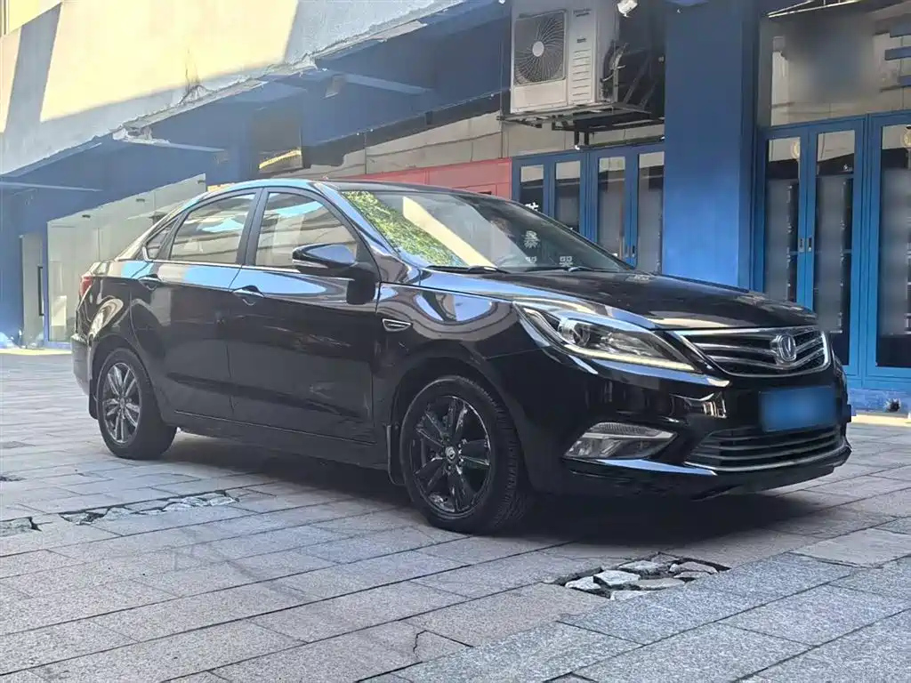 CHANGAN EADO 2016