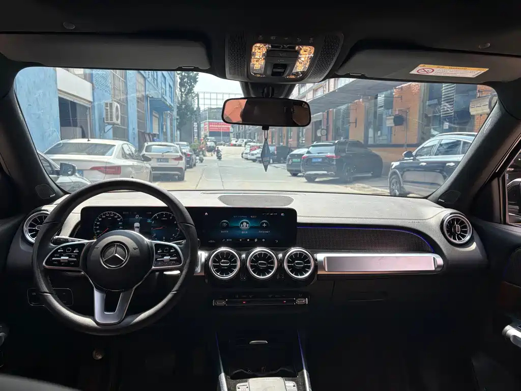 MERCEDES BENZ GLB 2020