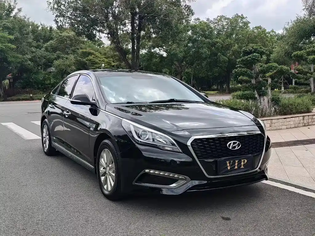 HYUNDAI SONATA 2016