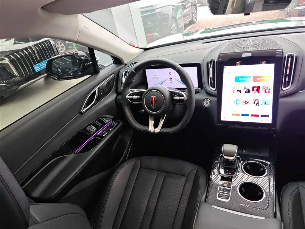 HONGQI HS3 PHEV 2024