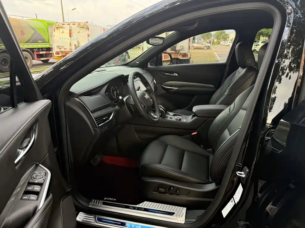 CADILLAC XT4 2020
