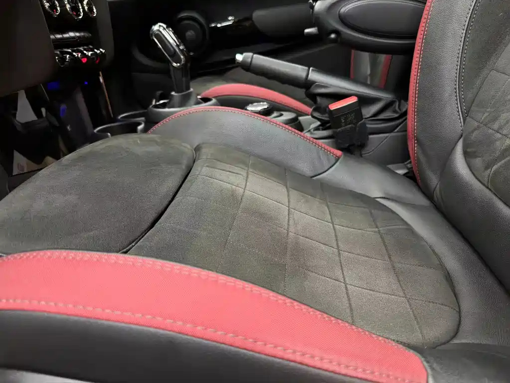 MINI JCW 2019