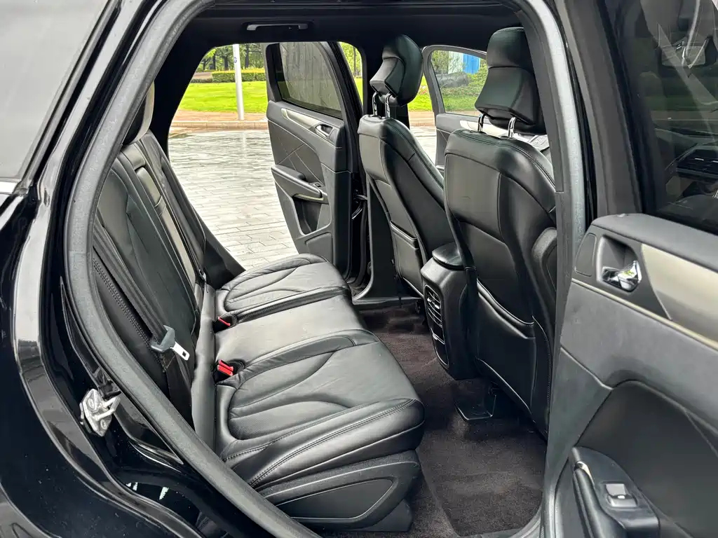 LINCOLN MKC 2017