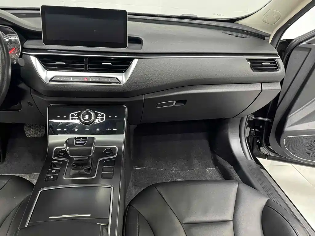 HONGQI H5 2021